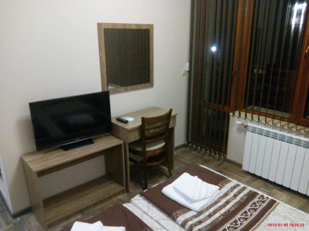 Отель Mineral 56 Баня Номер фото