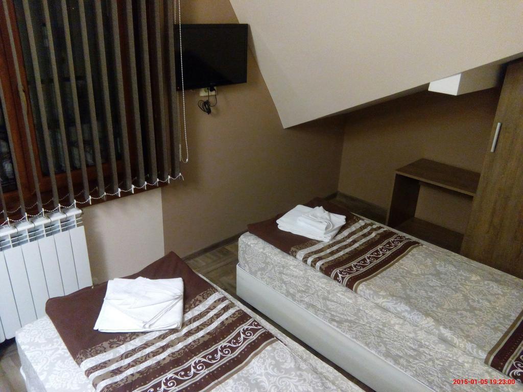 Отель Mineral 56 Баня Номер фото